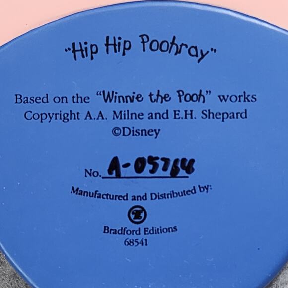 IT'S JUST A SMALL PIECE OF WEATHER & HIP HIP POOHRAY Ornaments Honeypot 68541 - Picture 3 of 8